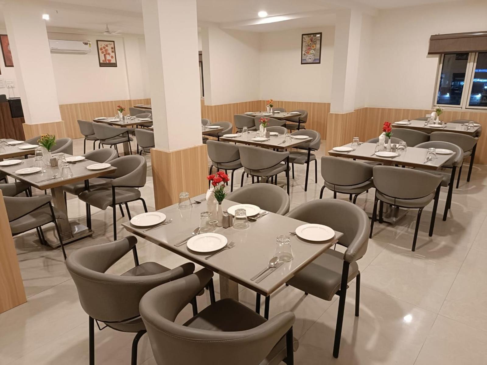 Zip By Spree Hotels Μποπάλ Εξωτερικό φωτογραφία